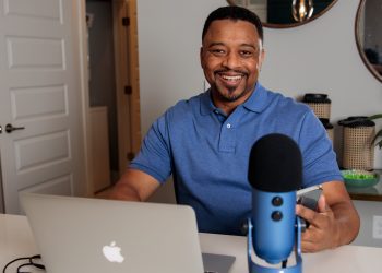 An Insight into the Life of Dr. Carlton Calhoun, Who Is Equipping People with Practical Financial Education