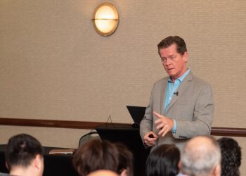 5 Pro Tips to Improve Leadership Skills by Influencer Charles Thompson