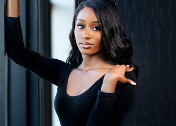 Public Speaker Jadejha Edwards Motivating People to Break Into Tech as a Young Black Woman